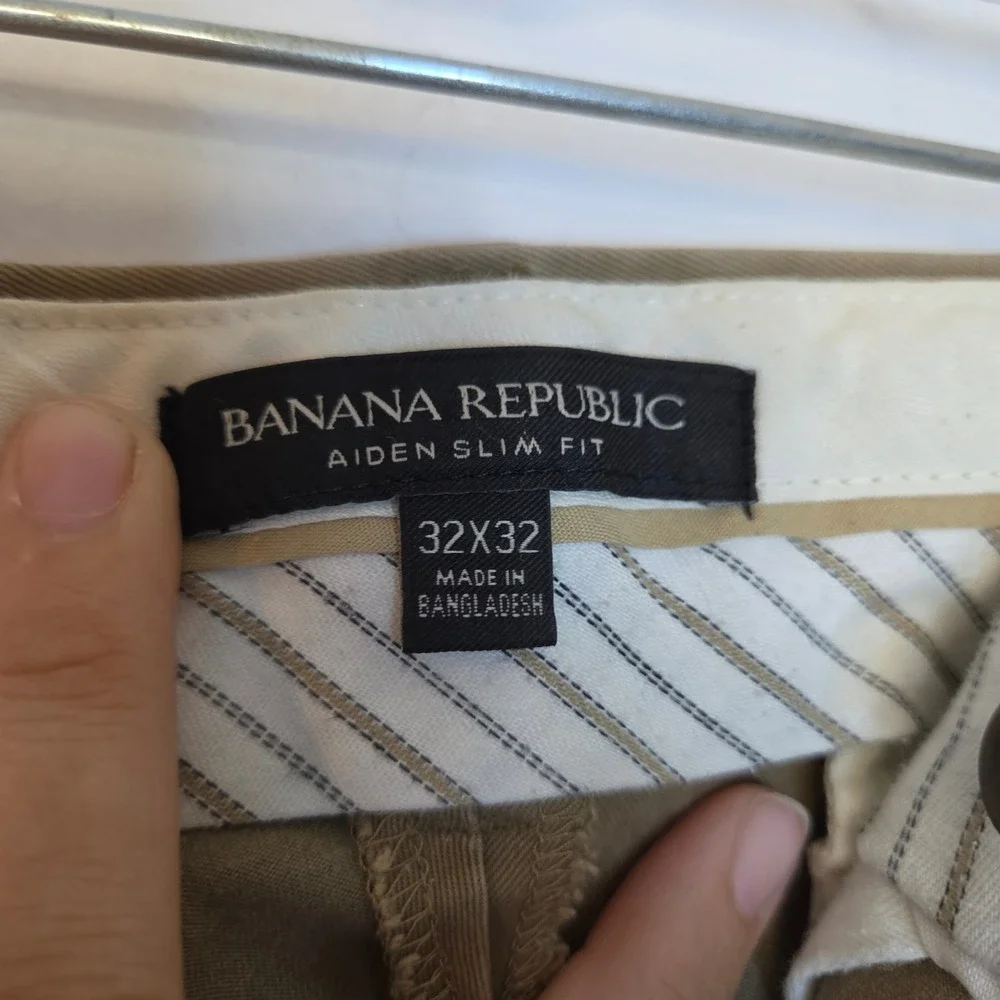 Banana Republic Aiden Slim Fit Chinos Mens 32x32 Khaki Tan Stretch Cotton Pants